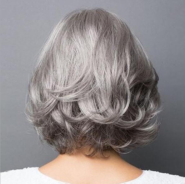 Silbergraues kurzes lockiges Haar, flauschiges realistisches Bobo-Kopf-Kurzhaar