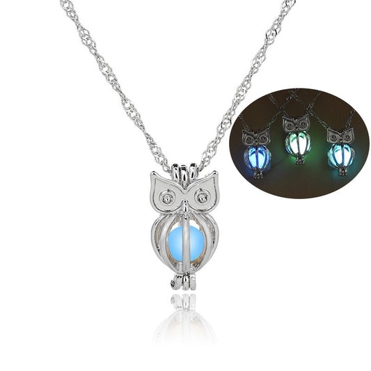 Dark Luminous Necklaces Glow In The Dark lotus Flower Shaped Pendant Necklace For Women Jewelry